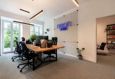 Neon Home - zarządzanie najmem